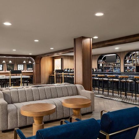 Crowne Plaza Louisville Airport Expo Ctr By Ihg Экстерьер фото
