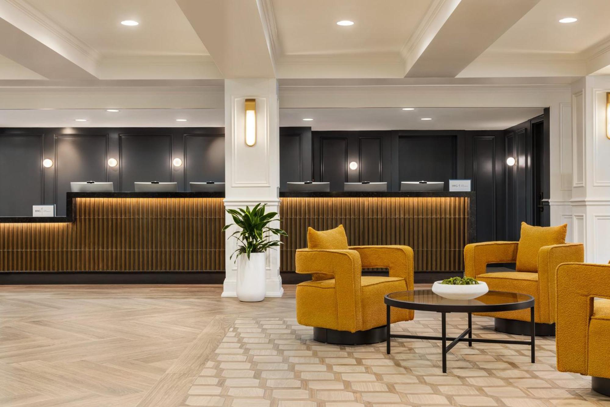 Crowne Plaza Louisville Airport Expo Ctr By Ihg Экстерьер фото