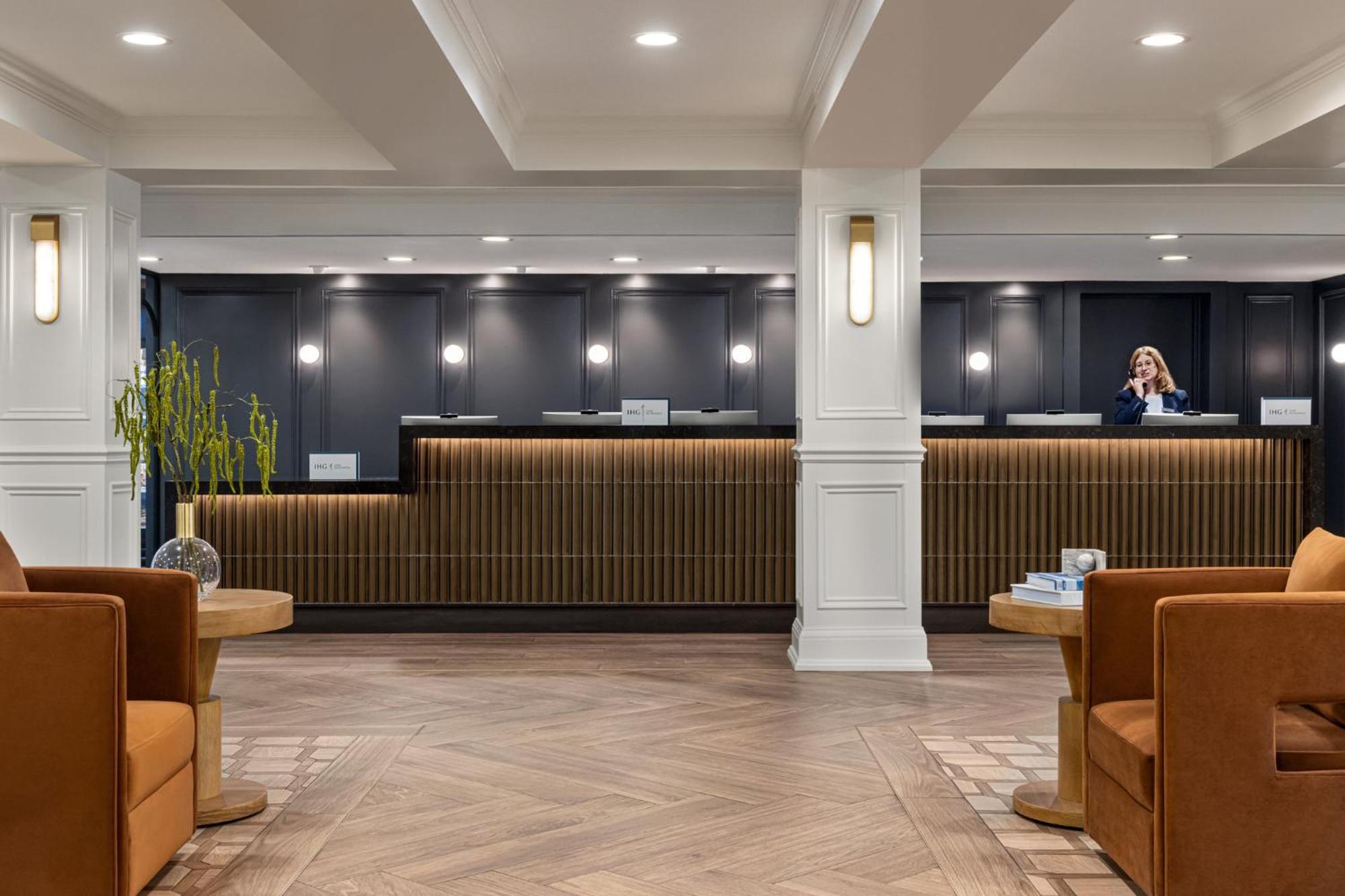 Crowne Plaza Louisville Airport Expo Ctr By Ihg Экстерьер фото